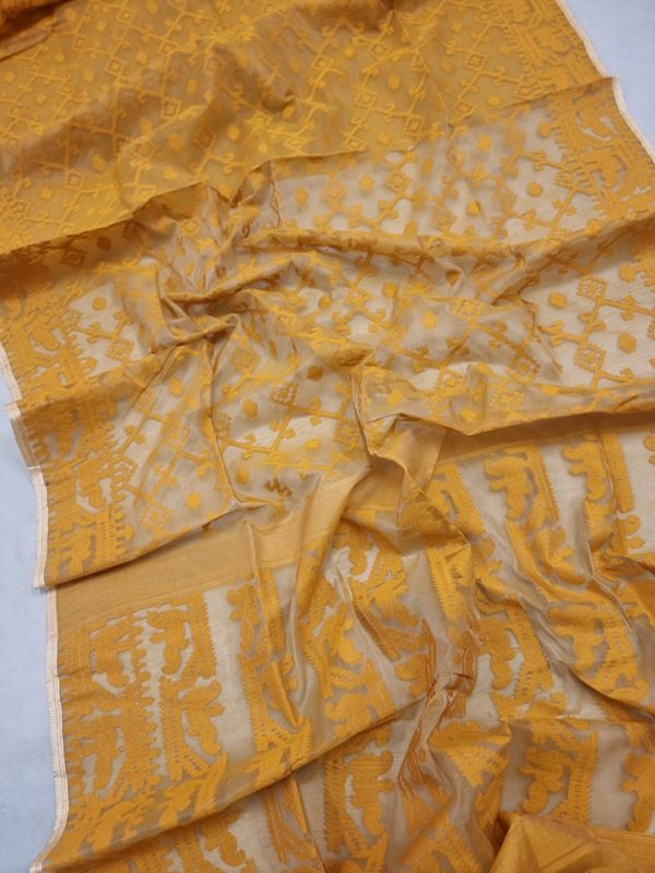 Jamdani Saree