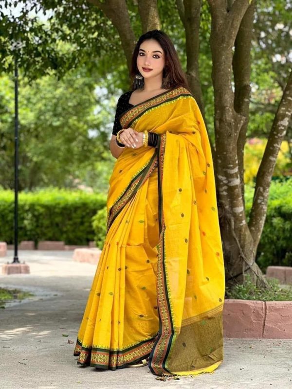 Pure Aarong Cotton Nakshi Pair Saree23